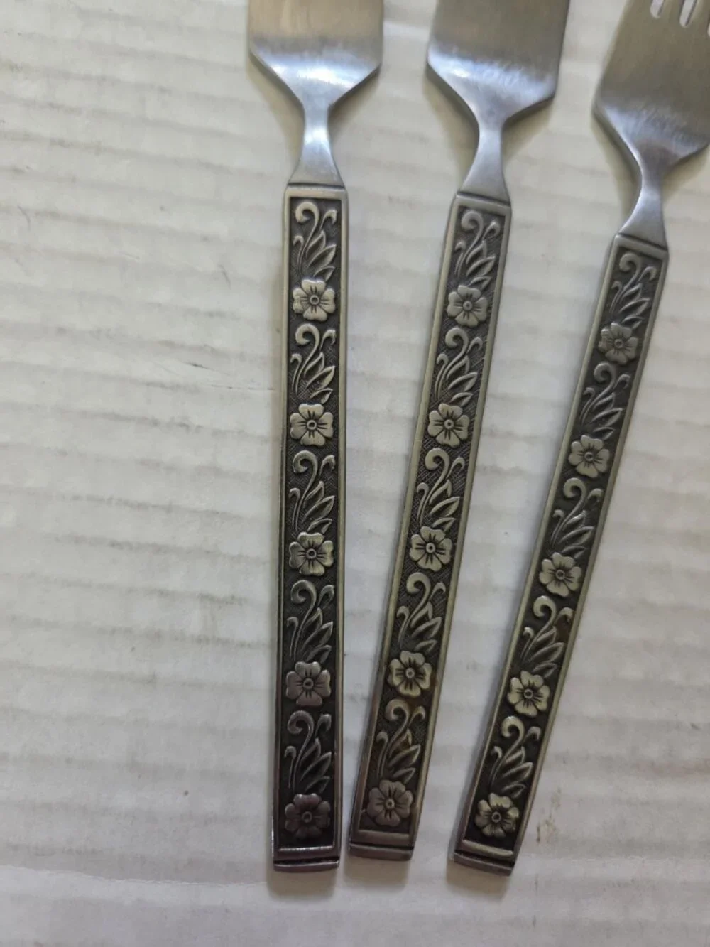 Gold Standard Night Blossom Dinner Forks Set of 3 Japan Flowers